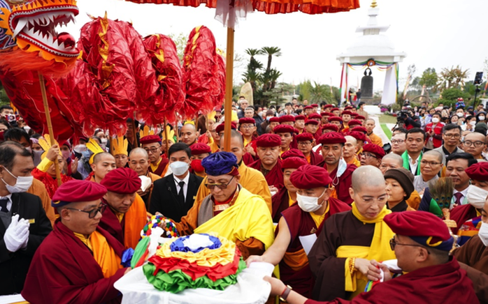 Hàng ngàn phật tử tham gia đại lễ cầu an do Đức Gyalwang Drukpa chủ trì - Ảnh 3.