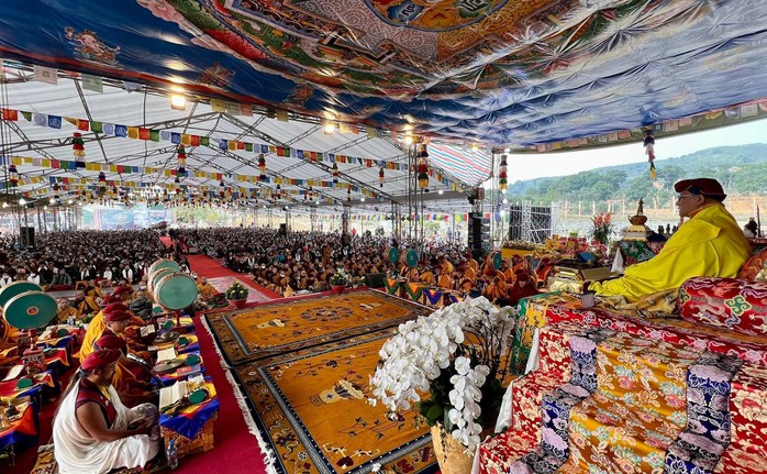 Hàng ngàn phật tử tham gia đại lễ cầu an do Đức Gyalwang Drukpa chủ trì - Ảnh 2.
