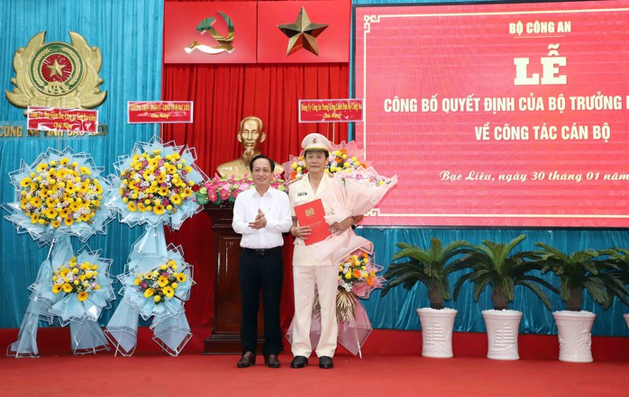 Đại tá Hồ Việt Triều giữ chức Giám đốc Công an tỉnh Bạc Liêu - Ảnh 2.