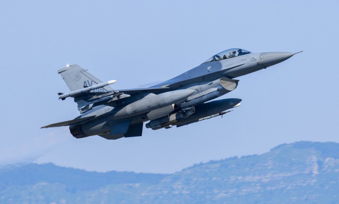 Mỹ bác khả năng chuyển F-16 cho Ukraine, Pháp ra điều kiện - Ảnh 1.