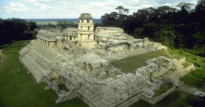 Xây khách sạn, hãi hùng thấy mộ cổ Maya ngay dưới nền - Ảnh 2.