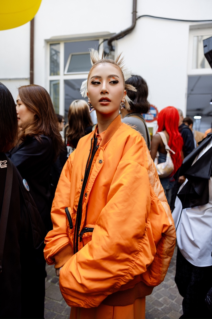 Quỳnh Anh Shyn hé lộ hậu trường chuẩn bị khắc nghiệt của Tuần lễ thời trang quốc tế - Ảnh 6.