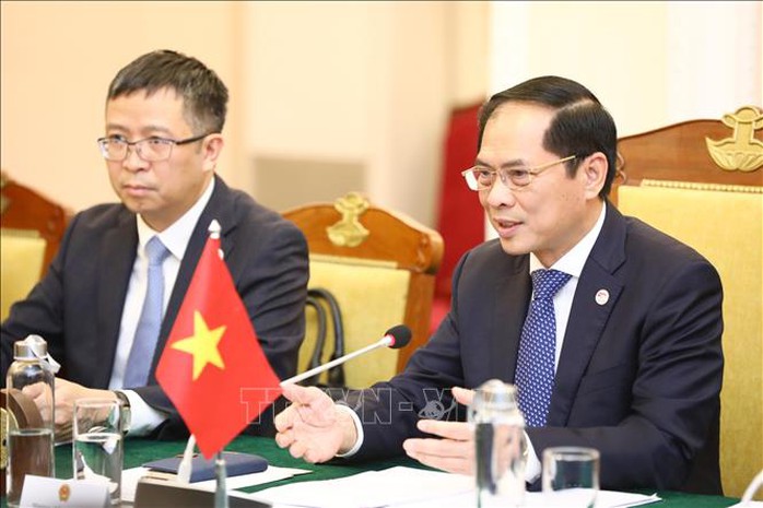 Đề nghị Nhật Bản từng bước tiến tới miễn thị thực cho công dân Việt Nam - Ảnh 4.