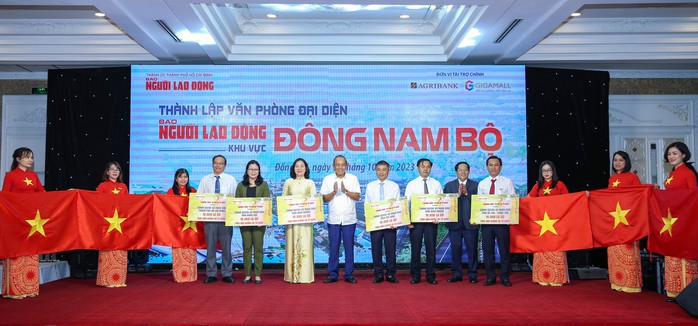 BÁO NGƯỜI LAO ĐỘNG THÀNH LẬP VĂN PHÒNG ĐẠI DIỆN KHU VỰC ĐÔNG NAM BỘ: Đóng góp vào sự phát triển toàn vùng Đông Nam Bộ - Ảnh 1.