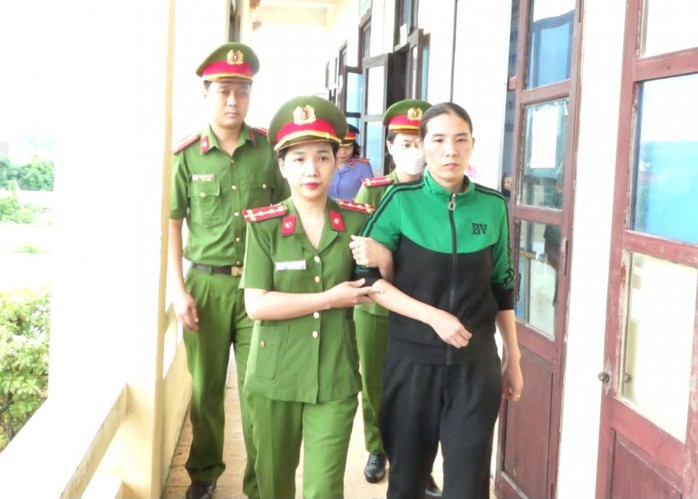 Nữ kế toán xã ở Quảng Bình bị khởi tố vì tham ô 866 triệu đồng - Ảnh 1.
