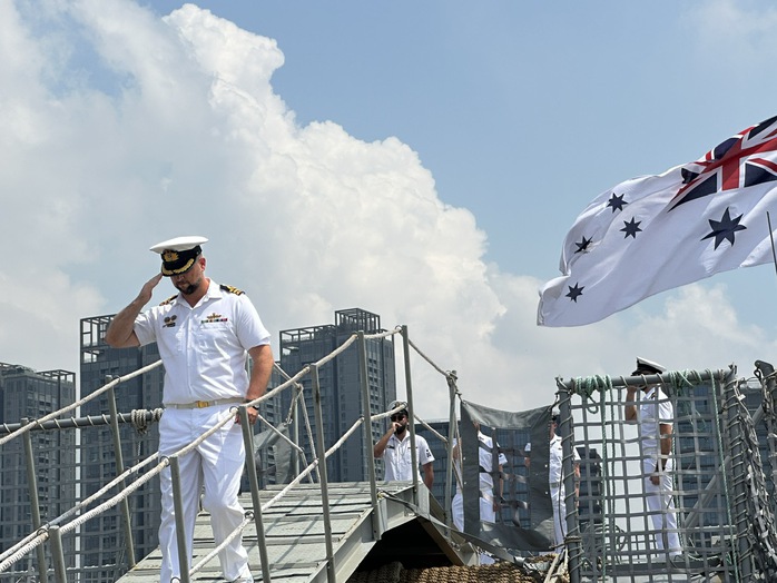 Tàu Hải quân Hoàng gia Úc HMAS TOOWOOMBA trở lại TP HCM - Ảnh 13.