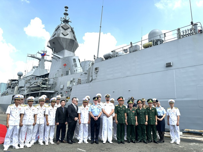 Tàu Hải quân Hoàng gia Úc HMAS TOOWOOMBA trở lại TP HCM - Ảnh 6.