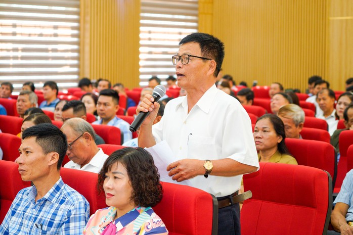 Chủ tịch Quốc hội Vương Đình Huệ tiếp xúc cử tri tại Hải Phòng - Ảnh 4.