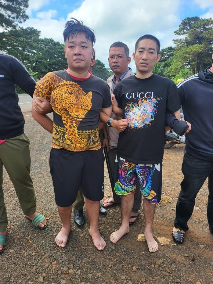 2 nhân viên quán karaoke giết người ở Hải Phòng trốn chạy vào Đắk Lắk bị bắt giữ - Ảnh 2.