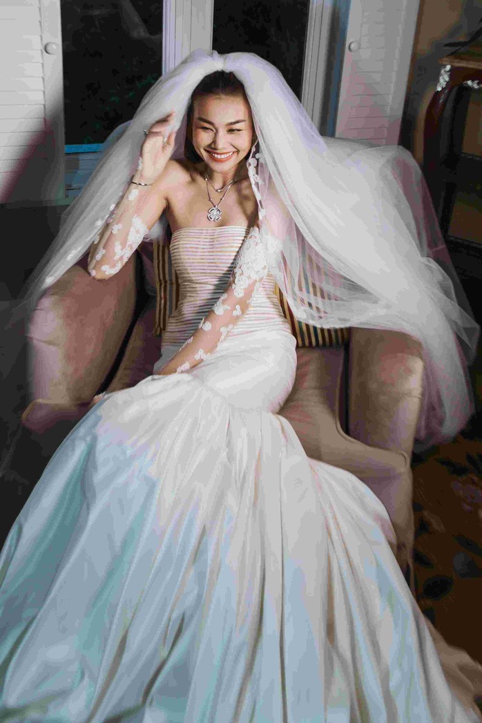 Những chi tiết lạ trong lễ cưới của siêu mẫu Thanh Hằng - Ảnh 15.