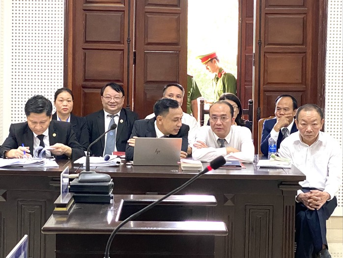 4 luật sư được chỉ định bào chữa cho cựu chủ tịch AIC Nguyễn Thị Thanh Nhàn và 3 thuộc cấp - Ảnh 2.