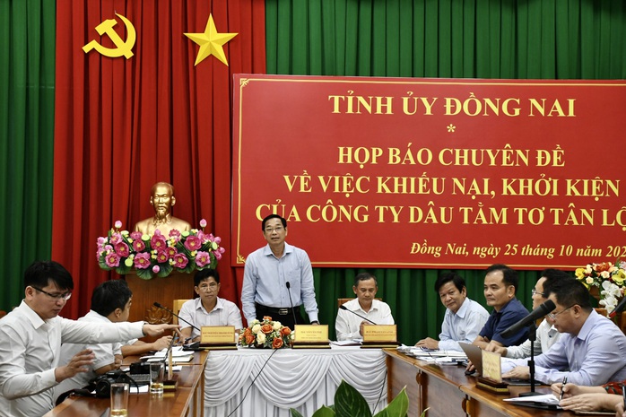 Đồng Nai họp báo về việc khiếu nại, khởi kiện của Công ty dâu tằm tơ Tân Lộc - Ảnh 1. Đồng Nai họp báo về việc khiếu nại, khởi kiện của Công ty dâu tằm tơ Tân Lộc - Ảnh 1.