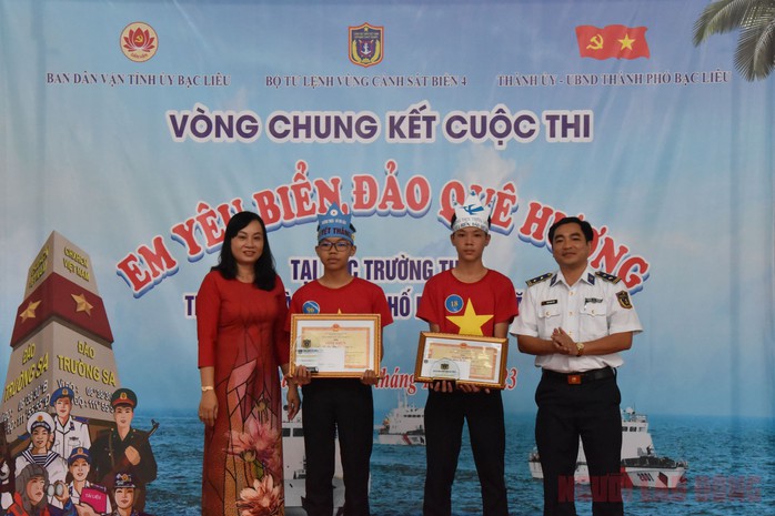 Nam sinh lớp 6 ở Bạc Liêu giành giải nhất cuộc thi Em yêu biển, đảo quê hương - Ảnh 7.