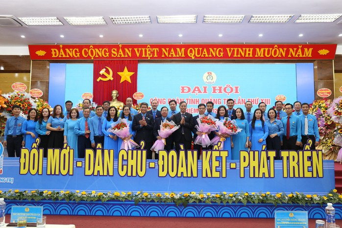Ông Nguyễn Thế Lập tái đắc cử chức Chủ tịch LĐLĐ tỉnh Quảng Trị - Ảnh 3.