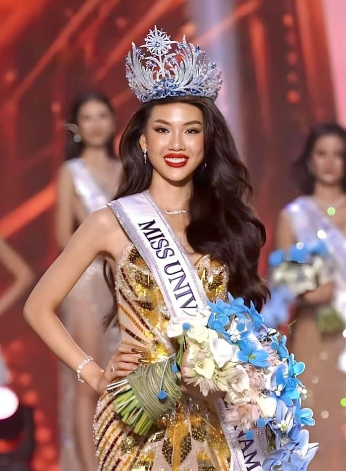 Hoa hậu Hoàn vũ xem xét chiến thắng của Bùi Quỳnh Hoa - Ảnh 1.