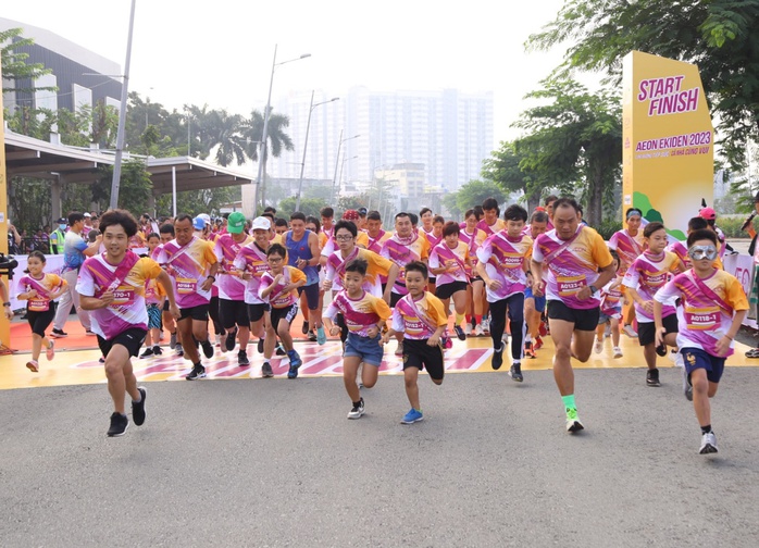 AEON khép lại hành trình Ekiden 2023: Mang trải nghiệm cho gần 4.000 người tại 3 thành phố - Ảnh 1. AEON khép lại hành trình Ekiden 2023: Mang trải nghiệm cho gần 4.000 người tại 3 thành phố - Ảnh 1.