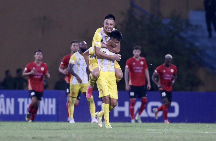 Thanh Hóa thắng ấn tượng Công an Hà Nội, đoạt Siêu Cúp quốc gia 2023 - Ảnh 7.