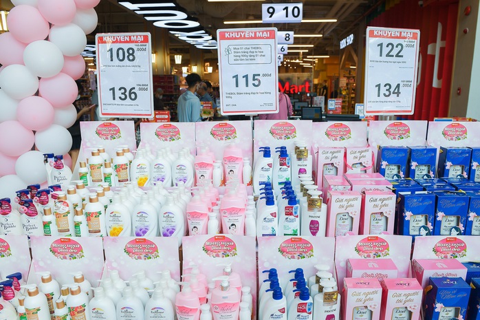 Mừng ngày Phụ nữ Việt Nam, WinMart giảm giá đến 35% hàng trăm mặt hàng - Ảnh 3. Mừng ngày Phụ nữ Việt Nam, WinMart giảm giá đến 35% hàng trăm mặt hàng - Ảnh 3.