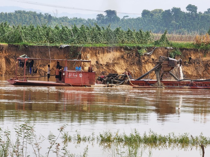 Công an tỉnh Đắk Lắk tăng cường xử lý sai phạm về cấp phép, khai thác khoáng sản - Ảnh 1.