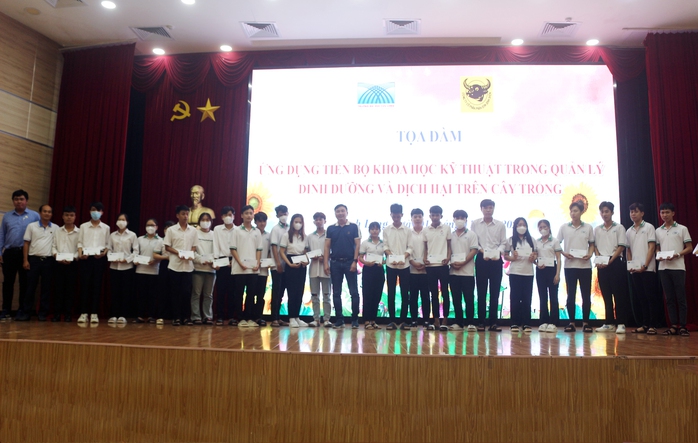Trường Đại học Cửu Long tổ chức tọa đàm liên quan đến cây trồng - Ảnh 8.