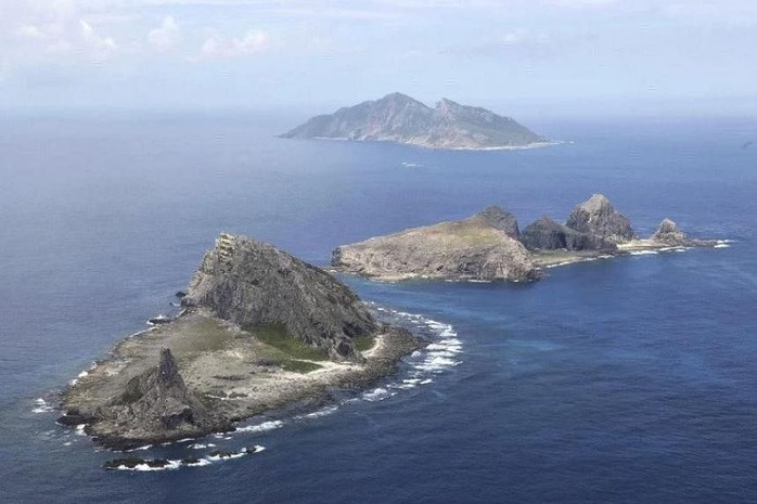 Tàu Nhật Bản, Trung Quốc lại đối đầu trên Senkaku/Điếu Ngư - Ảnh 1.