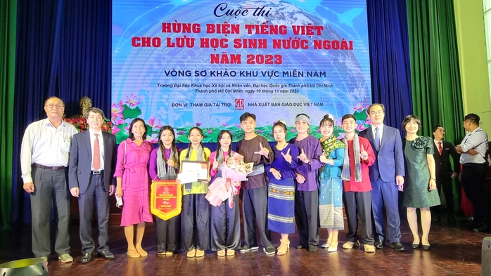 Trường ĐH Cửu Long đoạt giải nhì vòng sơ khảo cuộc thi hùng biện tiếng Việt - Ảnh 5.