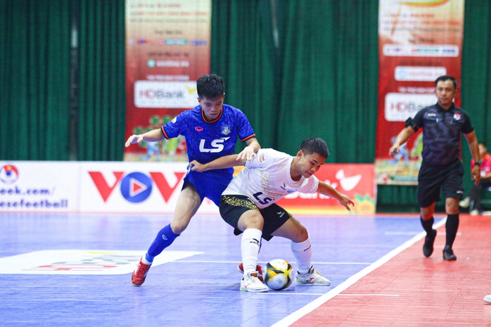 Futsal Cúp quốc gia 2023: Sahako thắng cách biệt 11 bàn ngày ra quân - Ảnh 3.
