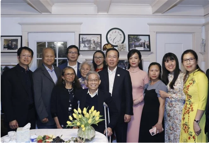 Chủ tịch nước Võ Văn Thưởng thăm gia đình Việt kiều tại Mỹ - Ảnh 1.