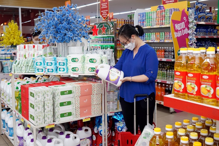 Hệ thống bán lẻ Satra dự trữ hàng hóa phục vụ Tết 2024 hơn 550 tỉ đồng - Ảnh 1.