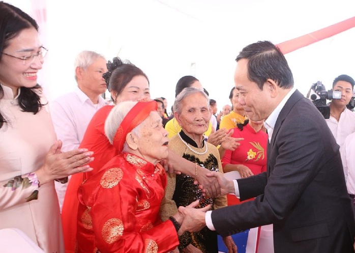 Phó Thủ tướng Trần Lưu Quang dự Ngày hội Đại đoàn kết tại Thanh Hóa - Ảnh 1.