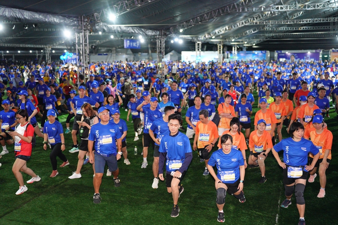 8.000 vận động viên dự giải chạy Pocari Sweat Run Việt Nam 2023 - Ảnh 1.