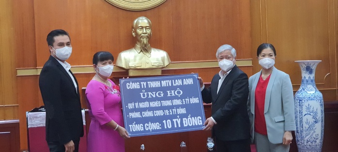 Doanh nhân Nguyễn Nam Phương: Khó khăn không cản được bước chân tôi hướng về an sinh xã hội - Ảnh 2. Doanh nhân Nguyễn Nam Phương: Khó khăn không cản được bước chân tôi hướng về an sinh xã hội - Ảnh 2.