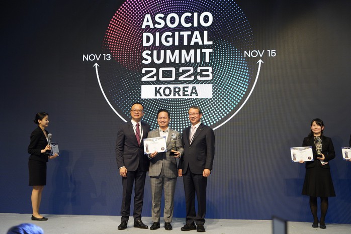 MoMo nhận giải thưởng quốc tế ASOCIO Tech Excellence 2023 - Ảnh 1. MoMo nhận giải thưởng quốc tế ASOCIO Tech Excellence 2023 - Ảnh 1.