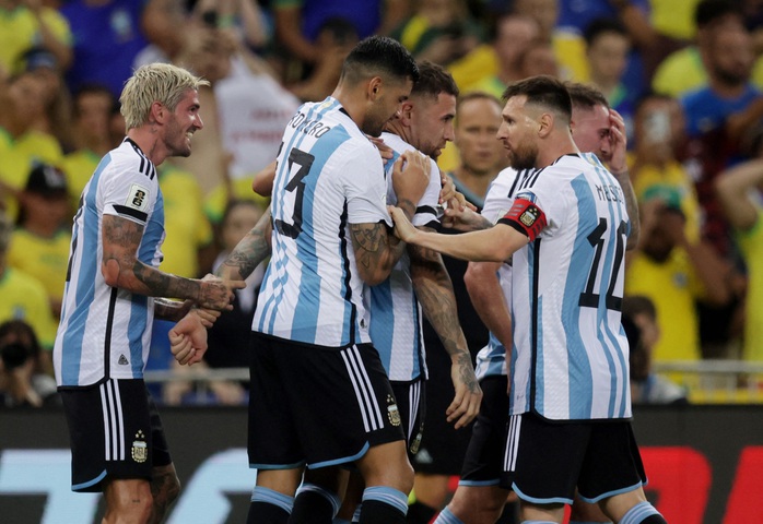 Brazil thua Argentina 0-1: Khán giả xô xát, chủ nhà nhận thẻ đỏ - Ảnh 5.