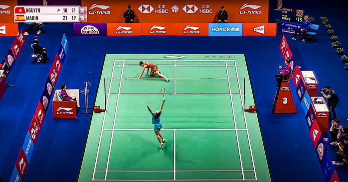 Nguyễn Thuỳ Linh thắng ngược  hạng 5 thế giới, giành vé vào vòng 2 China Masters - Ảnh 4.