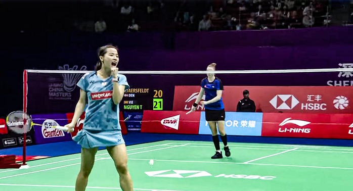 Nguyễn Thùy Linh hạ tay vợt hạng 3 châu Âu, vào tứ kết China Masters 2023 - Ảnh 2.