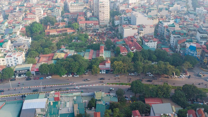 VIDEO: Những ô đất dự án cao ốc bị Hà Nội dừng thực hiện - Ảnh 4.