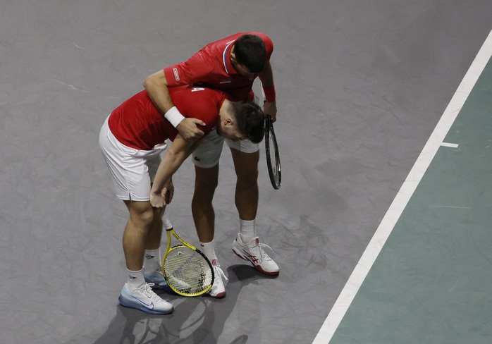 Thua liền 2 trận trước Sinner, Djokovic từ chối viện cớ cho thất bại ở Davis Cup 2023 - Ảnh 2.