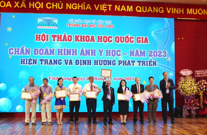 Trường ĐH Cửu Long tổ chức hội thảo khoa học quốc gia về y tế - Ảnh 6.