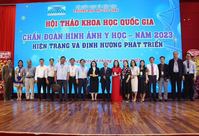Trường ĐH Cửu Long tổ chức hội thảo khoa học quốc gia về y tế - Ảnh 7.