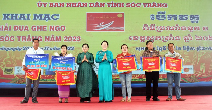 Hấp dẫn giải thể thao đặc biệt của đồng bào Khmer ở Sóc Trăng - Ảnh 4. Hấp dẫn giải thể thao đặc biệt của đồng bào tỷ lệ cá cược kèo nhà cái ở Sóc Trăng - Ảnh 4.