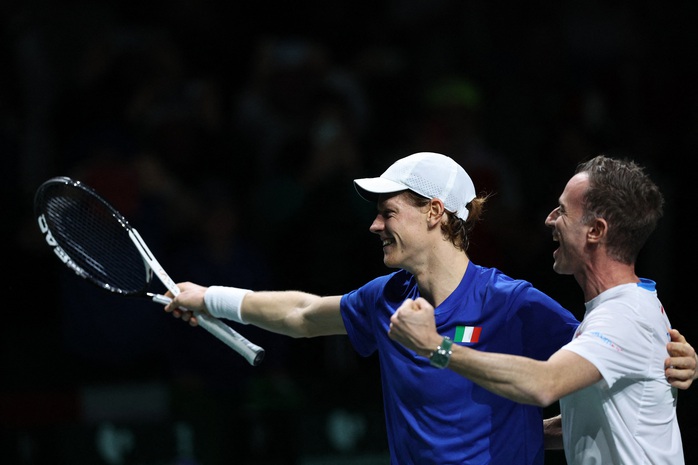 Jannik Sinner đưa tuyển Ý vô địch Davis Cup sau gần 50 năm - Ảnh 2.