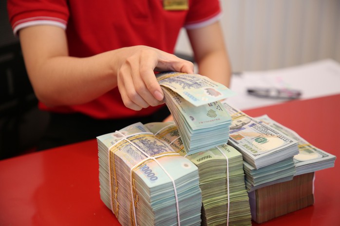 Ngân hàng ồ ạt cho vay lãi suất thấp, tín dụng Ngân hàng ồ ạt cho vay lãi suất thấp, tín dụng