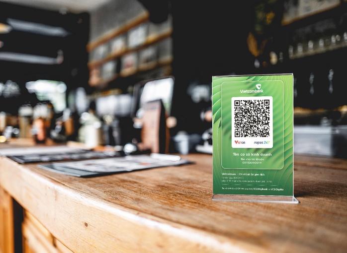Vietcombank ra mắt bộ giải pháp “QR nhận tiền” và “Quản lý doanh thu theo từng mã QR” - Ảnh 1. Vietcombank ra mắt bộ giải pháp “QR nhận tiền” và “Quản lý doanh thu theo từng mã QR” - Ảnh 1.