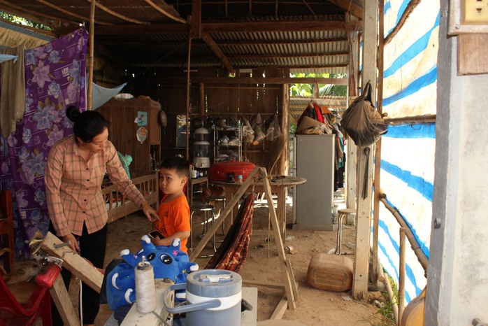 Hỗ trợ xây nhà Mái ấm Công đoàn cho 2 công nhân có hoàn cảnh khó khăn ở Tây Ninh - Ảnh 1.