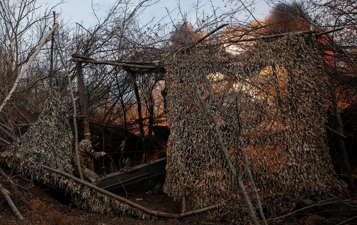 Lực lượng Ukraine đối mặt hỏa lực dữ dội gần Donetsk - Ảnh 1.