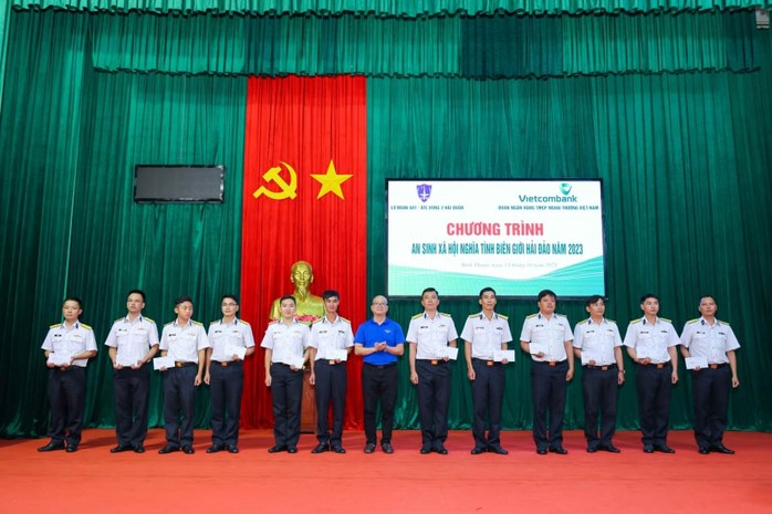 Đoàn Thanh niên Vietcombank tổ chức Hội nghị tập huấn công tác Đoàn và phong trào thanh niên 2023 - Ảnh 5. Đoàn Thanh niên Vietcombank tổ chức Hội nghị tập huấn công tác Đoàn và phong trào thanh niên 2023 - Ảnh 5.