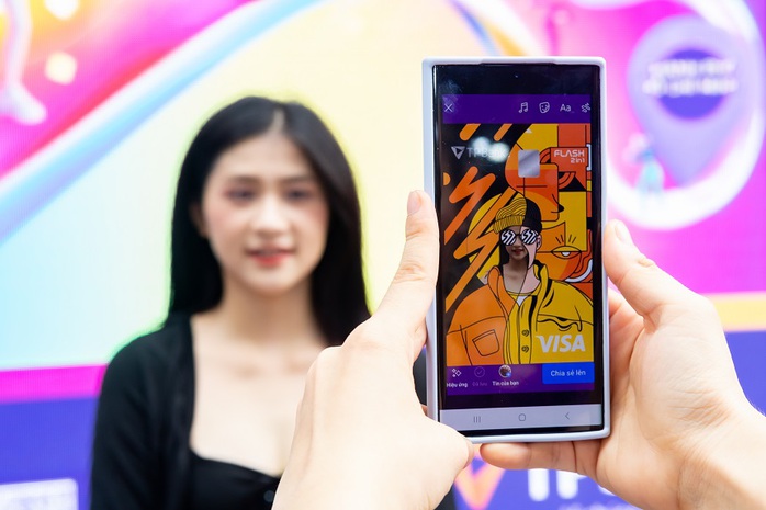 Nhạc hội TPBank 2in1 Concert: Dàn nghệ sĩ đình đám cùng bạn trọn trải nghiệm đỉnh cao - Ảnh 3. Nhạc hội TPBank 2in1 Concert: Dàn nghệ sĩ đình đám cùng bạn trọn trải nghiệm đỉnh cao - Ảnh 3.