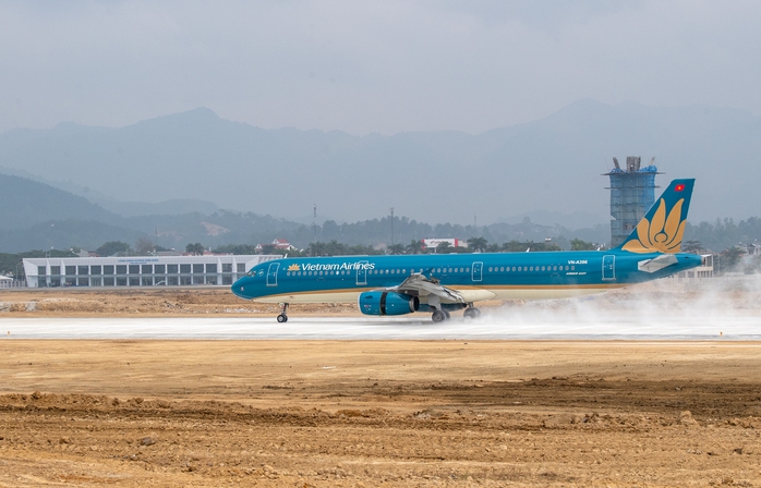 VIDEO: Lần đầu tiên sân bay Điện Biên đón máy bay lớn- Ảnh 6. VIDEO: Lần đầu tiên sân bay Điện Biên đón máy bay lớn- Ảnh 6.