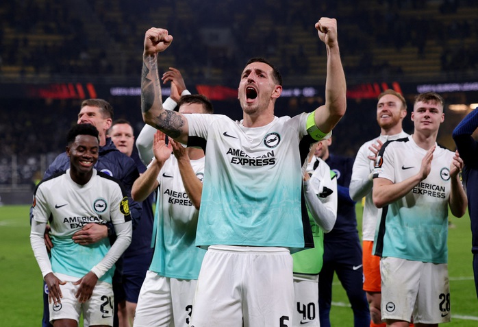 Salah ghi bàn thắng thứ 199, Liverpool vượt vòng bảng Europa League- Ảnh 6. Salah ghi bàn thắng thứ 199, Liverpool vượt vòng bảng Europa League- Ảnh 6.